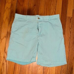 Izod Men's Light Blue Flat Front Shorts